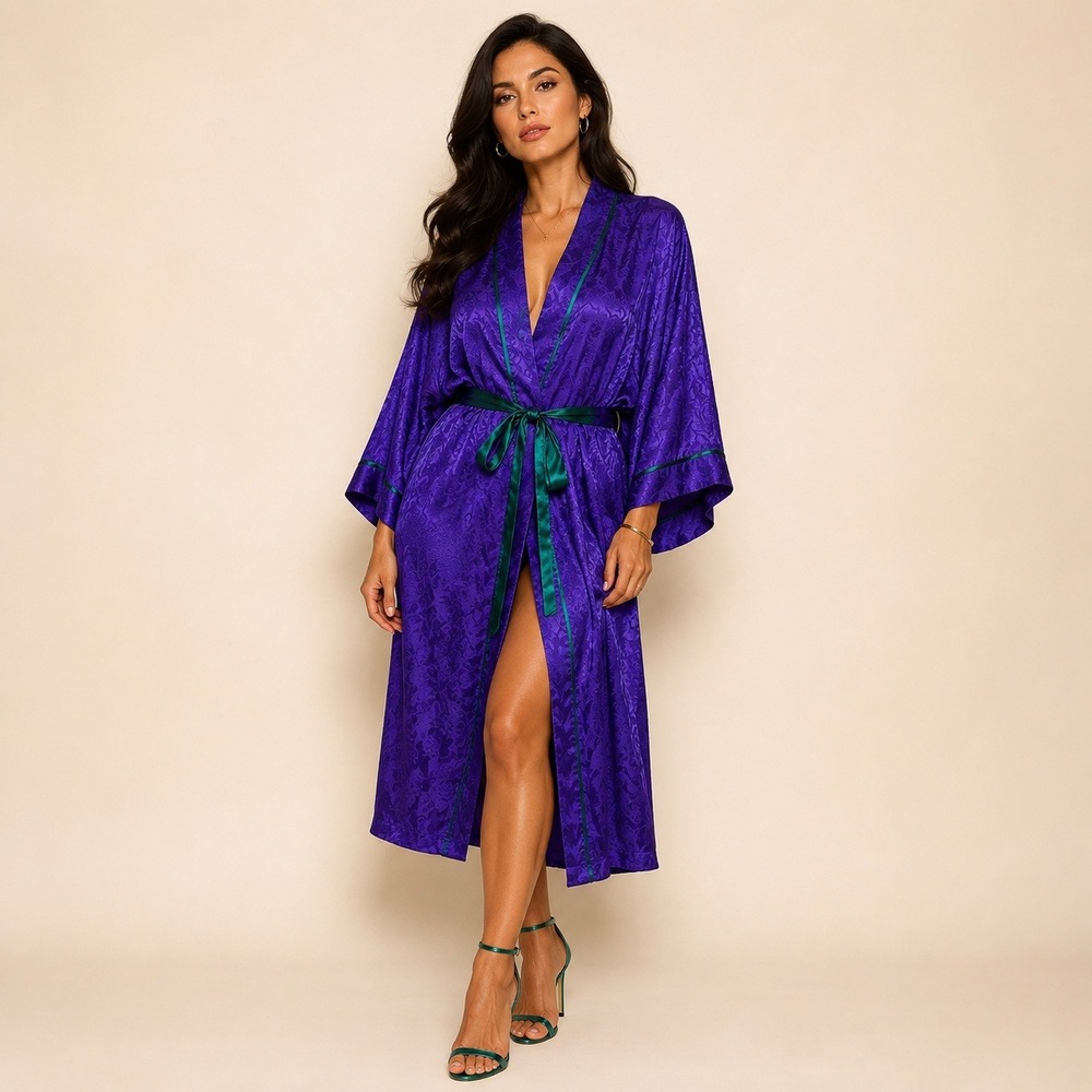 Vintage Victoria's Secret Gold Label Floral Satin Robe Purple One Size 80s
